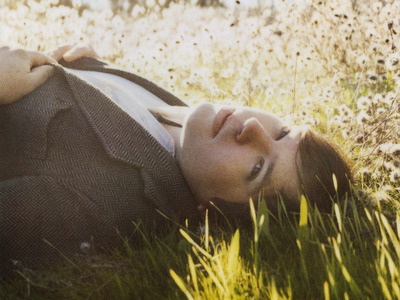 Papercuts - Photo by Chloe Aftel