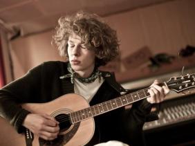 Max Prosa - Photo by Tino Sieland