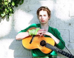 Johnny Houx - Photo by Jesse Finley Reed Johnny Houx - Photo by Jesse Finley Reed