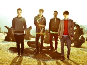 Hello Gravity - Photo by Sebastian Stiphout