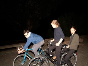 Me Succeeds - Photo by Maximilian Bartsch